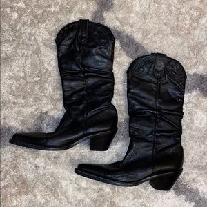 Black cowboy boots. Women’s size 5-5.5. Used.